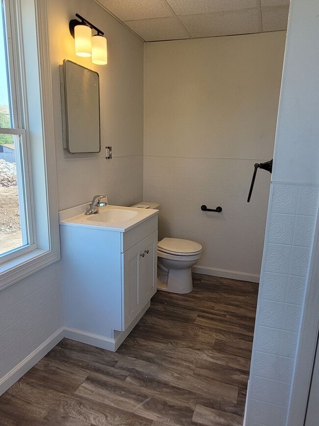 Building Photo - Newly renovated 2 Bedroom Townhome Gordonville