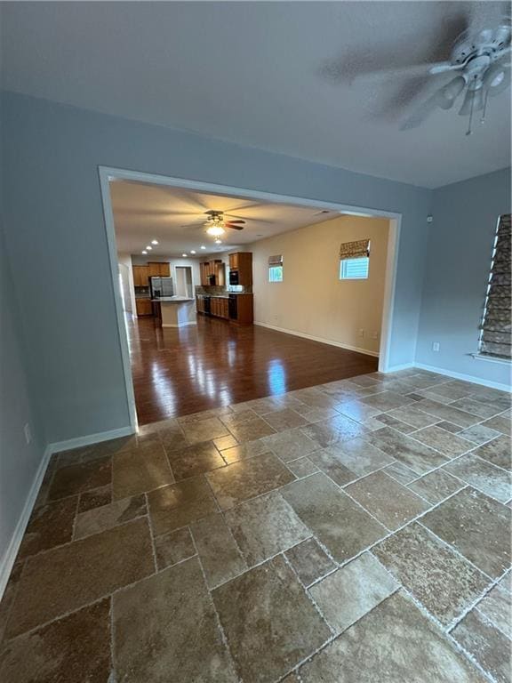 Building Photo - 2875 Goldfinch Cir
