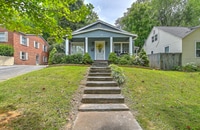 Building Photo - 4 bedroom 2 bath home! Tree Streets