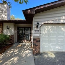 Building Photo - 8693 Maplebrook Pkwy N