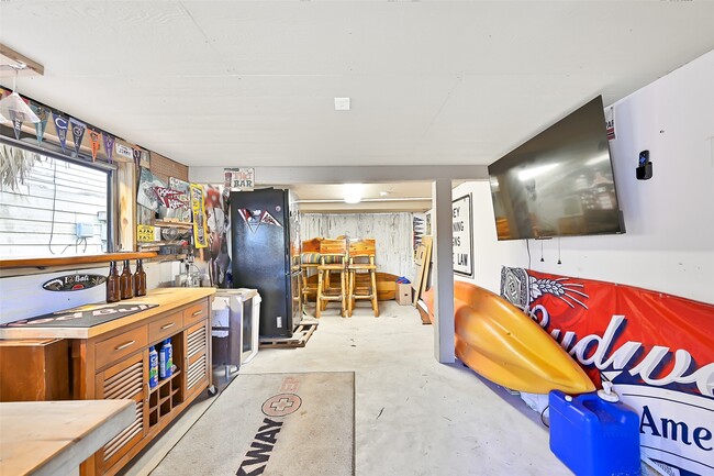 Building Photo - 5008 Avenue O 1/2