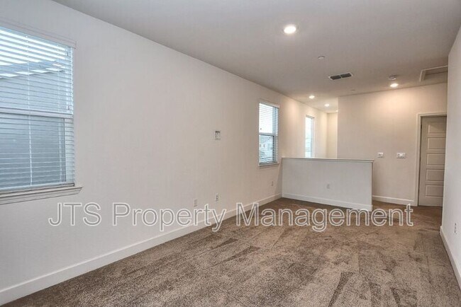 Building Photo - 3606 Nuestra Ave