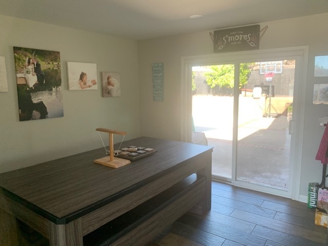 Building Photo - 4641 Cameo Dr