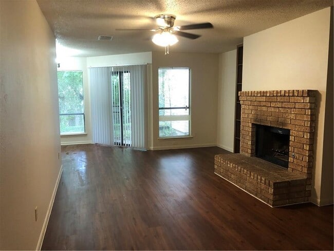 Building Photo - 9106 Sedgemoor Trail