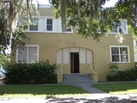 Building Photo - The Travis on Park