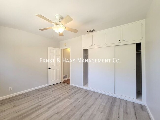 Building Photo - 3527 Pine Ave