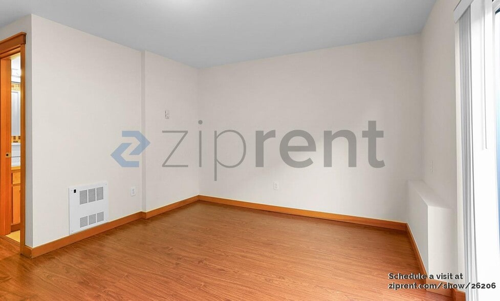 Building Photo - 3608 22nd Ave W