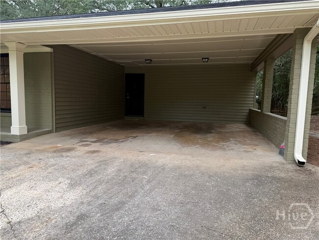 Building Photo - 185 Landor Dr