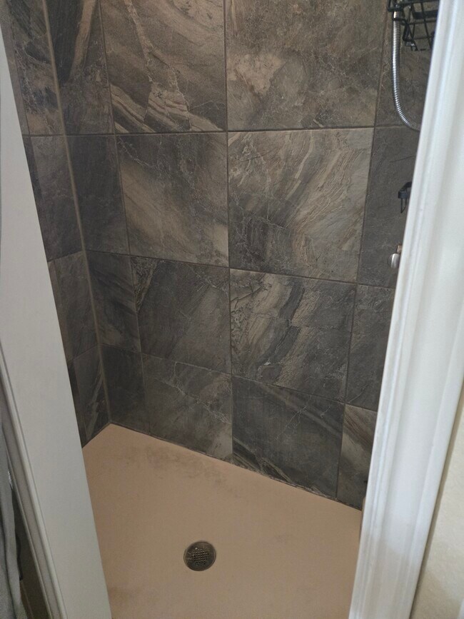 Building Photo - 3408 Lauren St