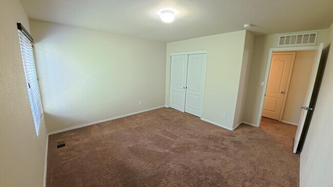 Building Photo - 1651 Domino Dr SE