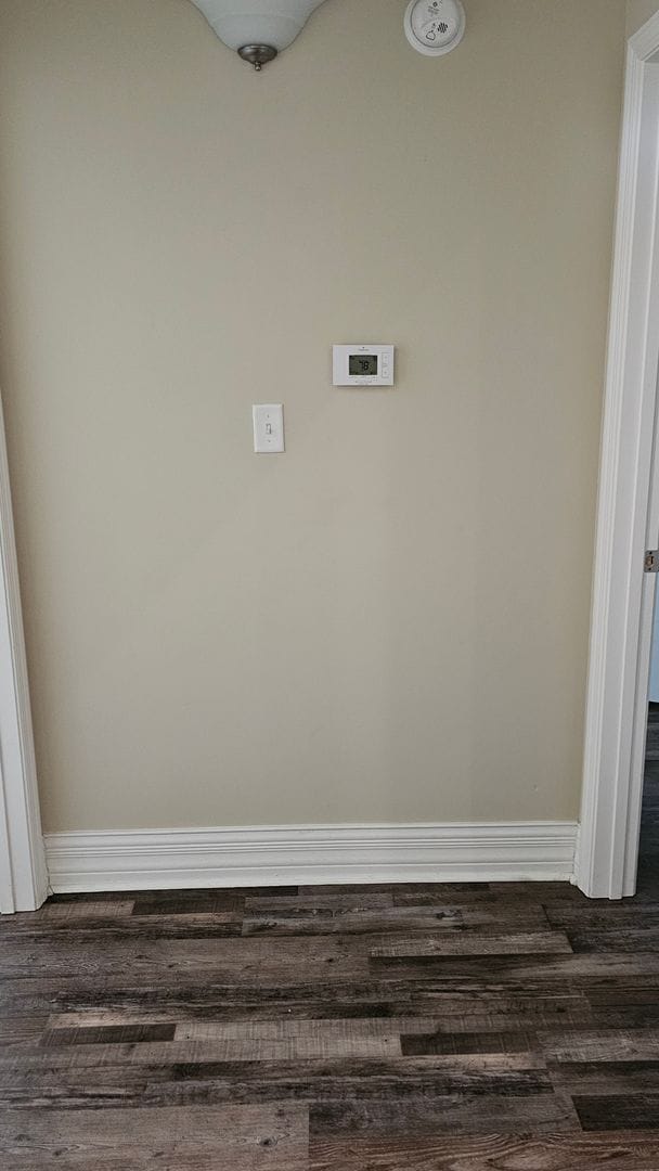 Building Photo - Knights Landing four bedroom home