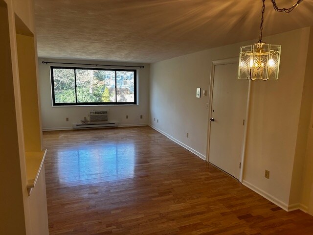 Building Photo - 1325 Worcester Rd