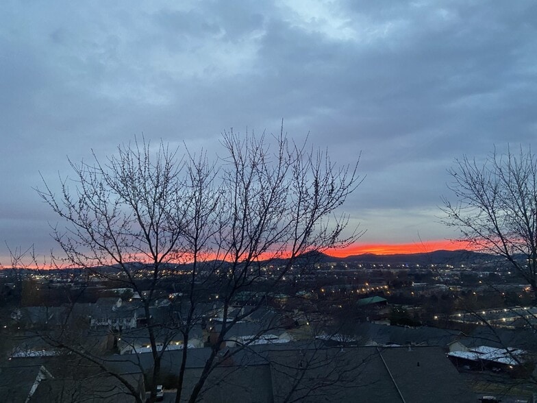 morning view from bedroom - 1614 Brentwood Pointe
