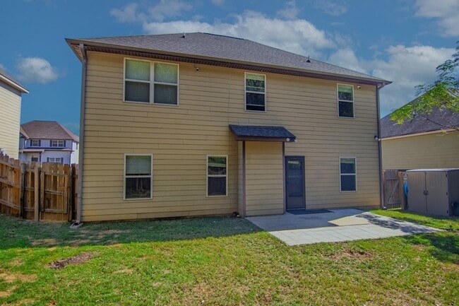 Building Photo - 1907 Westminster Dr