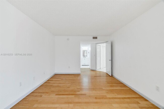 Building Photo - 8275 SW 152nd Ave