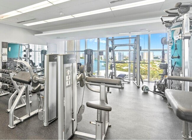 Building Photo - 18101 Collins Ave