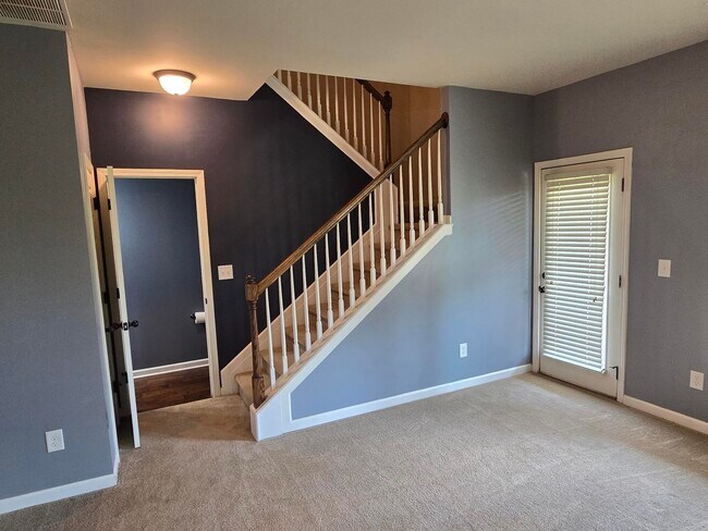 Building Photo - 4416 Grove Landing Dr
