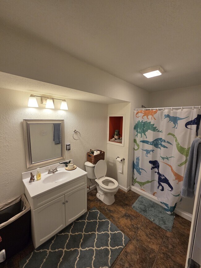 Building Photo - 4121 Mockingbird Ln