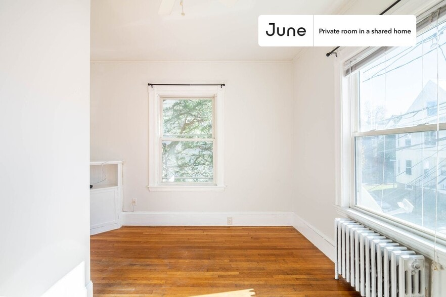 Building Photo - Room in Shared 7 bed/2 bath home in Brighton