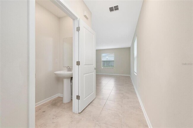 Building Photo - 2843 Alder Berry Blvd