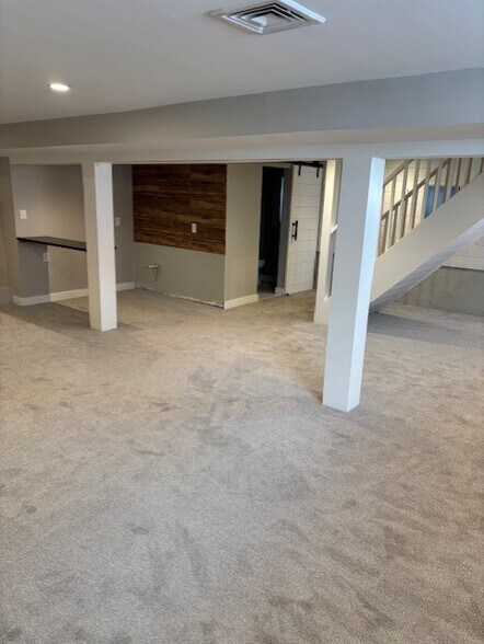 Building Photo - 176 Winthrop Shore Dr