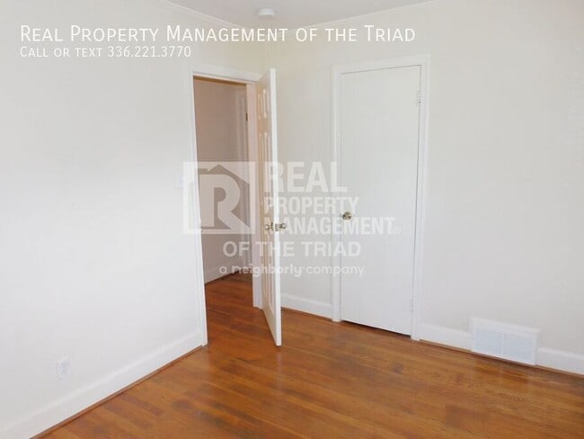 Building Photo - 1104 Madison Ave