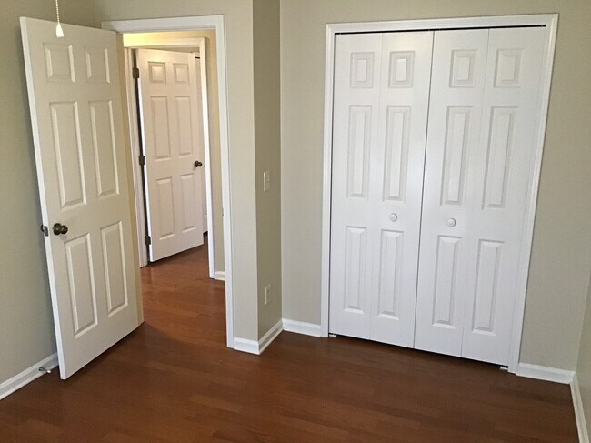 Building Photo - 3264 Fox Squirrel Dr