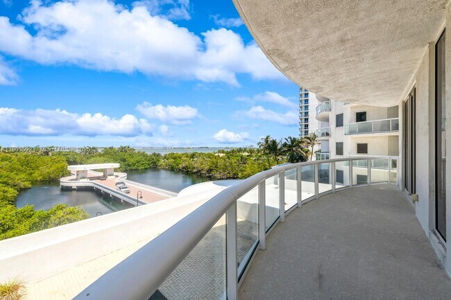Building Photo - 4600 N Ocean Dr