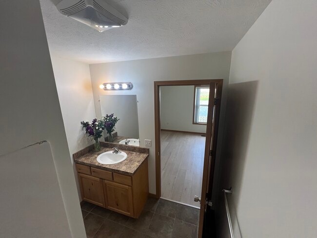 Building Photo - 4427 136th Ave