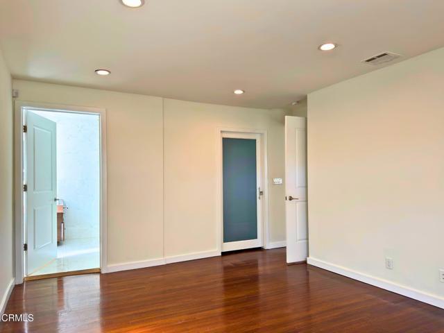 Building Photo - 869 S Euclid Ave