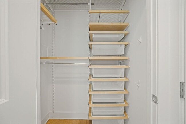 Building Photo - The Hartford | 2 Bed | 2 Bath | 1,100 Sf | 1 Private Balcony | 1 Garage Parking