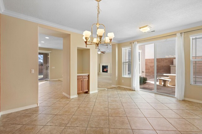 Building Photo - Beautiful 4 Bed / 4 Bath | NW Albuquerque ...