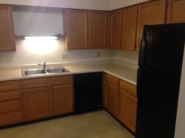 Kitchen 1 - Anic Pointe