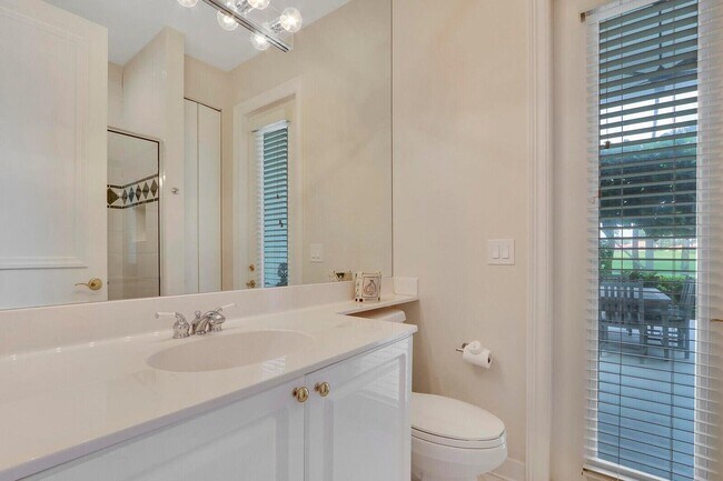Building Photo - 10802 Egret Pointe Ln