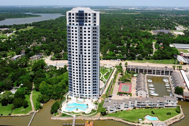 Building Photo - 4821 E NASA Pkwy