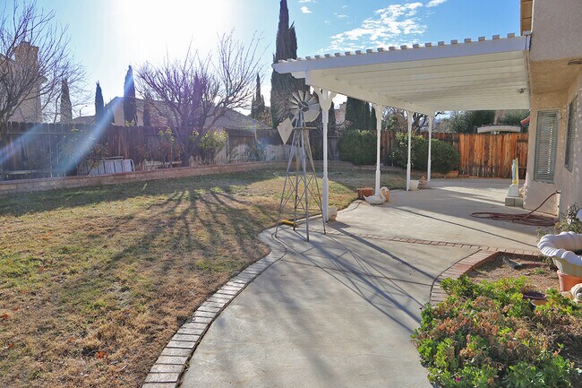 Building Photo - 3112 Caminito Ln