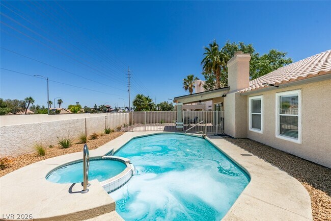 Building Photo - 7824 W Villa Finestra Dr