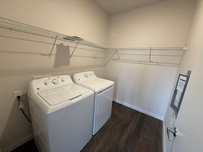 Building Photo - Northern Point Apartments