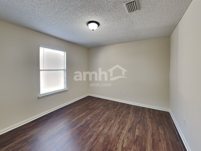 Building Photo - 2952 Majestic Oaks Ln