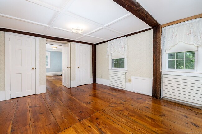 Building Photo - 73 Westledge Rd