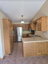 Building Photo - "Charming 3-Bedroom Fargo Home with 2 Full...