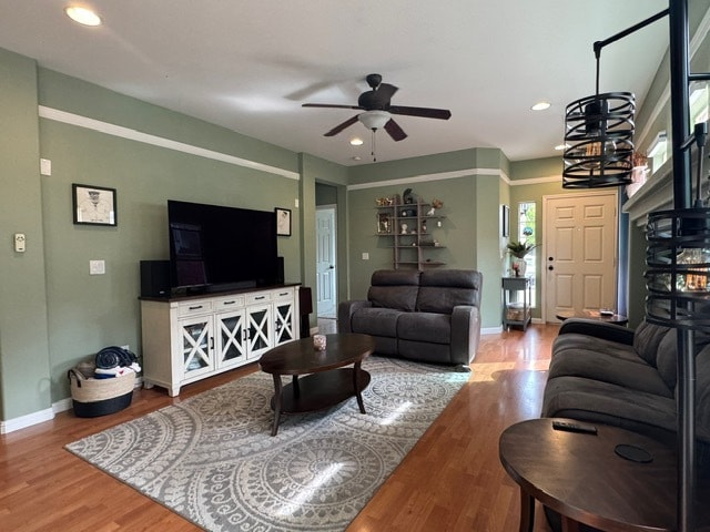 Building Photo - 1009 Desert Peach Ct