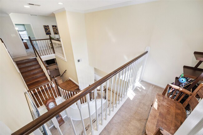 Building Photo - 1118 Sherfield Ridge Dr