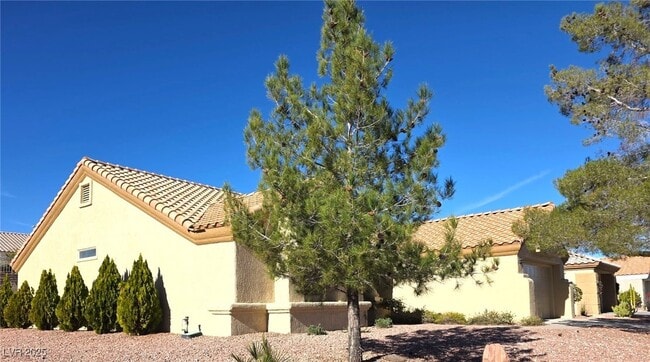 Building Photo - 3001 Anna Bay Dr