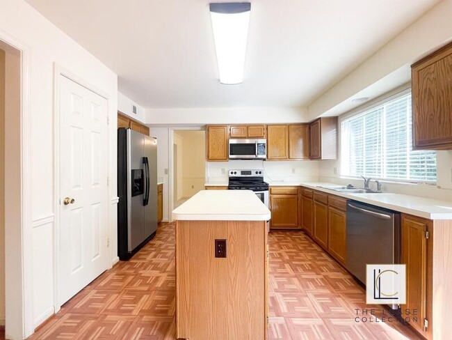 Building Photo - 15412 Overlea Ct