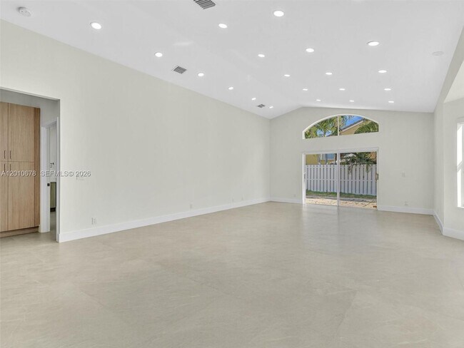 Building Photo - 3863 SW 53rd Pl