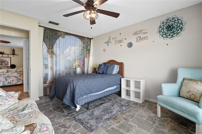 Building Photo - 913 Mohawk Pkwy