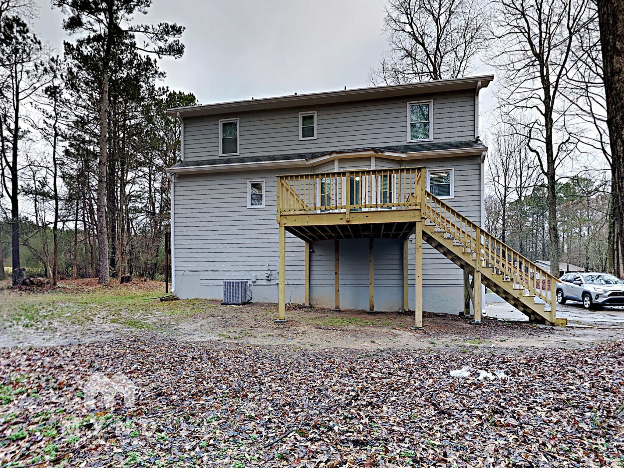 Building Photo - 5657 Riding Woods Dr SW