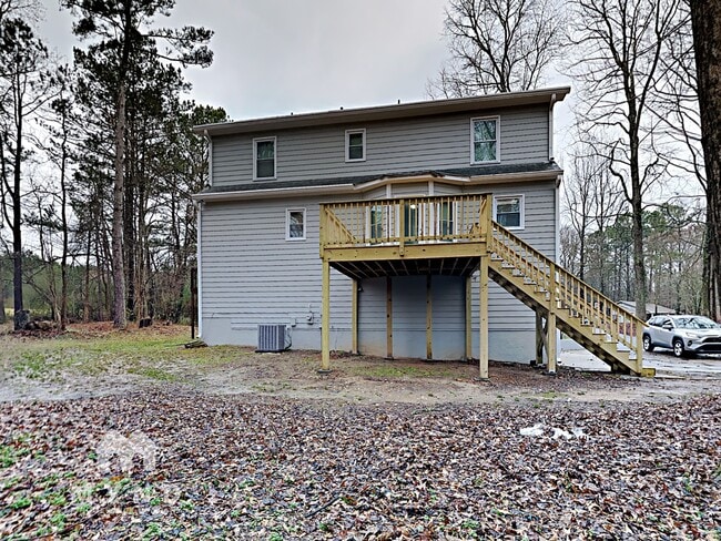 Building Photo - 5657 Riding Woods Dr SW