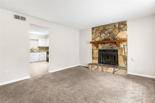 Building Photo - 1185 Oak Villas Ct NW